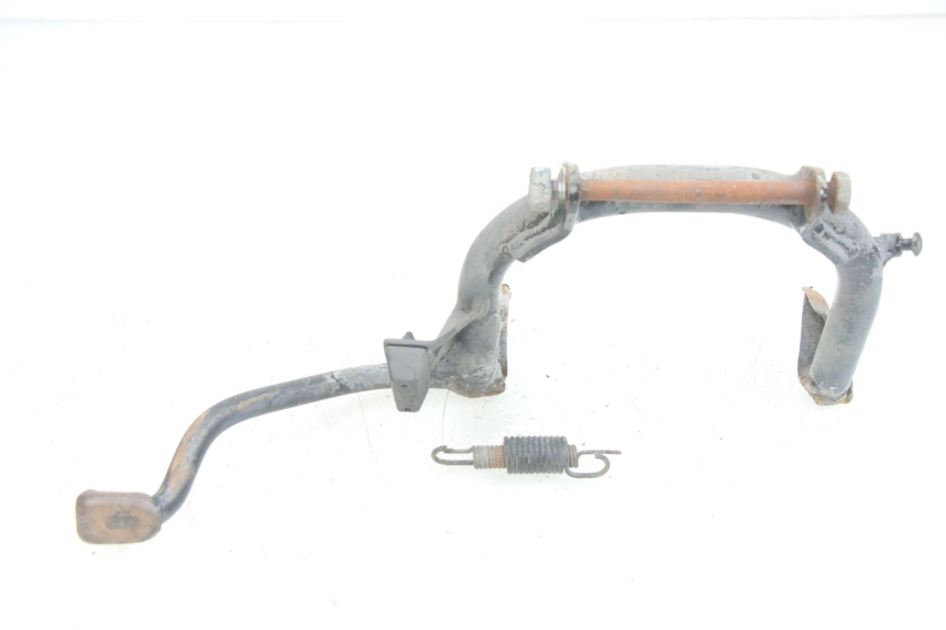 photo de CAVALLETTO CENTRALE PIAGGIO FLY 125 (2005 - 2012) - Dettagli dei punti di fissaggio