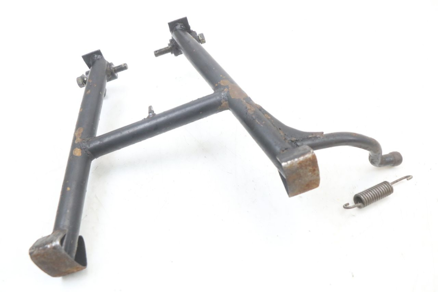 photo de CAVALLETTO CENTRALE SUZUKI GSX E 250 (1982 - 1983) - Zoom sullo stato d'uso