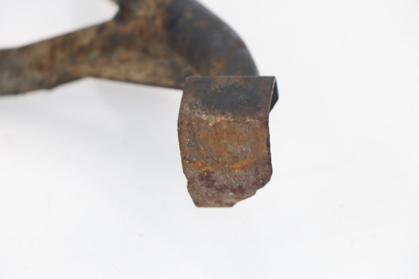 photo de Cavalletto centrale SUZUKI GSX F GSXF 750 (1988 - 1998) - Primo piano tecnico