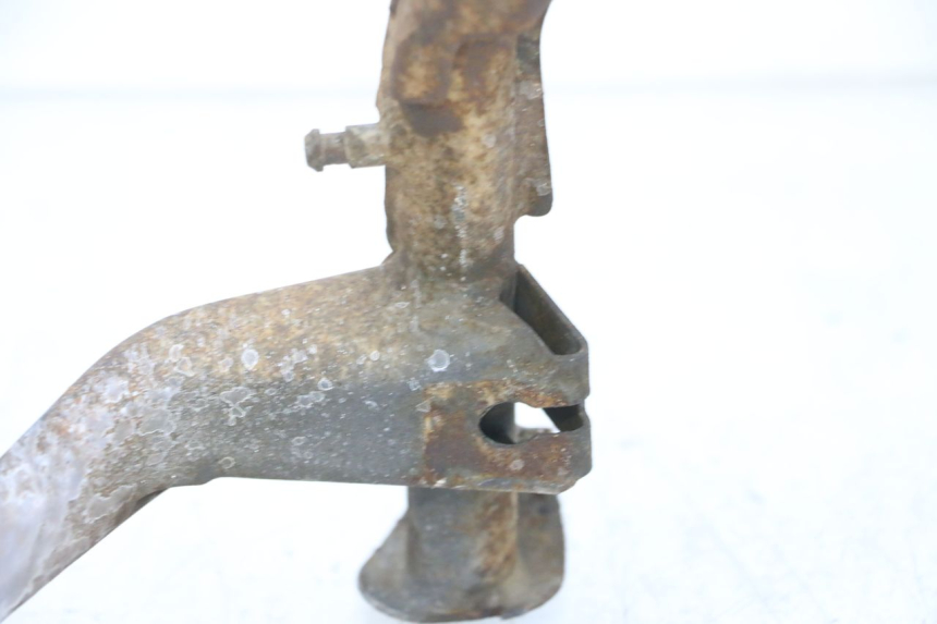 photo de CAVALLETTO CENTRALE SYM GTS EVO 125 (2009 - 2013) - Dettagli dei punti di fissaggio