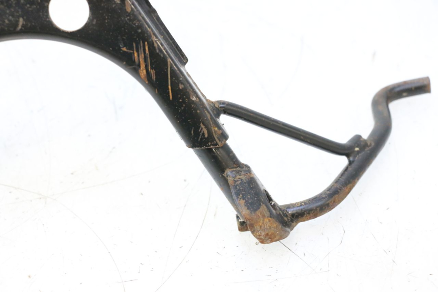 photo de CAVALLETTO CENTRALE PEUGEOT KISBEE 2T 50 (2010 - 2017) - Stato della superficie e materiale