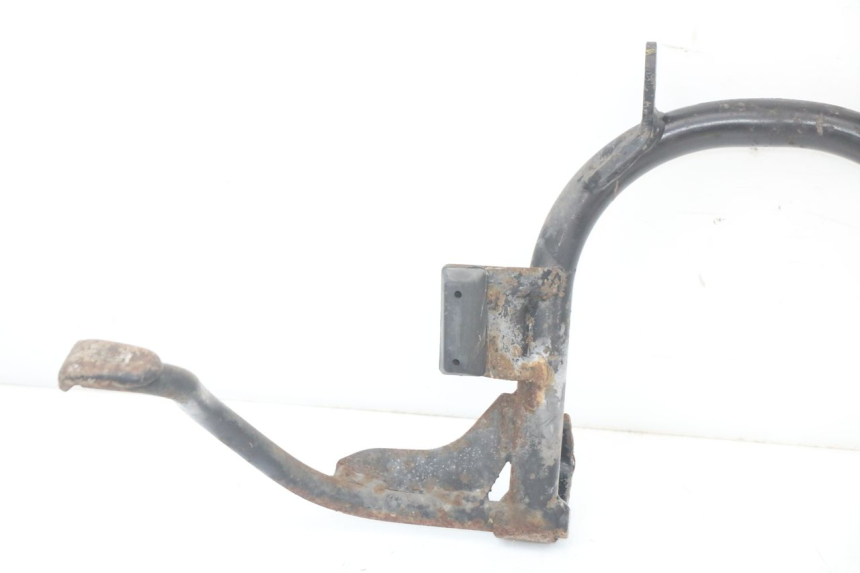 photo de CAVALLETTO CENTRALE PIAGGIO LIBERTY 4T 50 (2004 - 2008) - Dettagli dei punti di fissaggio