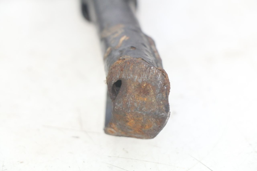 photo de CAVALLETTO CENTRALE PEUGEOT LUDIX 50 (2005 - 2007) - Altra angolazione