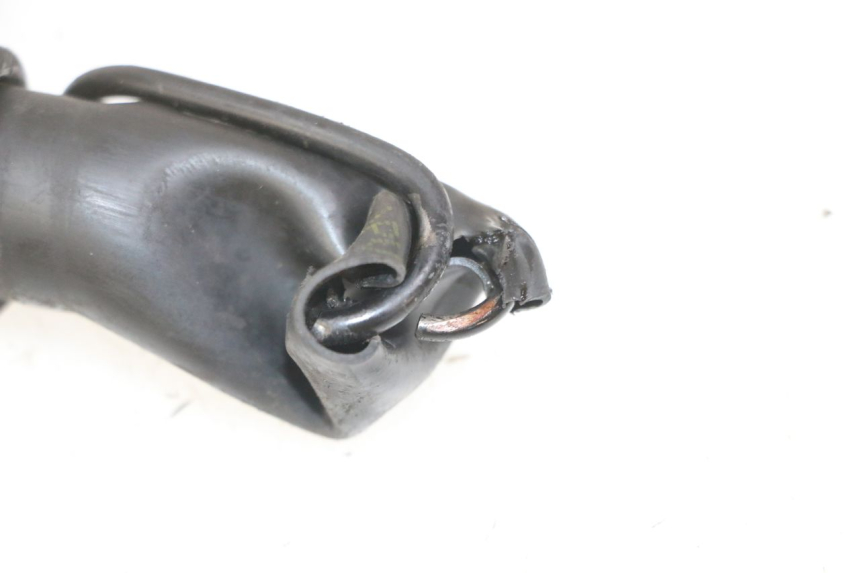 photo de CAVALLETTO CENTRALE PIAGGIO MP3 500 (2011 - 2015) - Stato della superficie e materiale