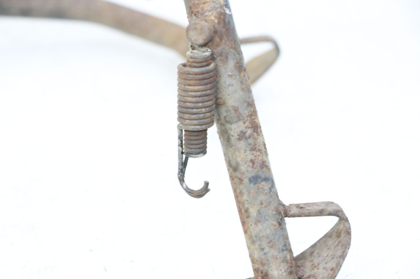 photo de CAVALLETTO CENTRALE PIAGGIO MP3 RL 250 (2006 - 2010) - Stato della superficie e materiale