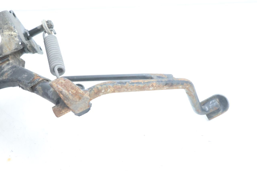 photo de CAVALLETTO CENTRALE PEUGEOT SATELIS 125 (2006 - 2009) - Stato della superficie e materiale