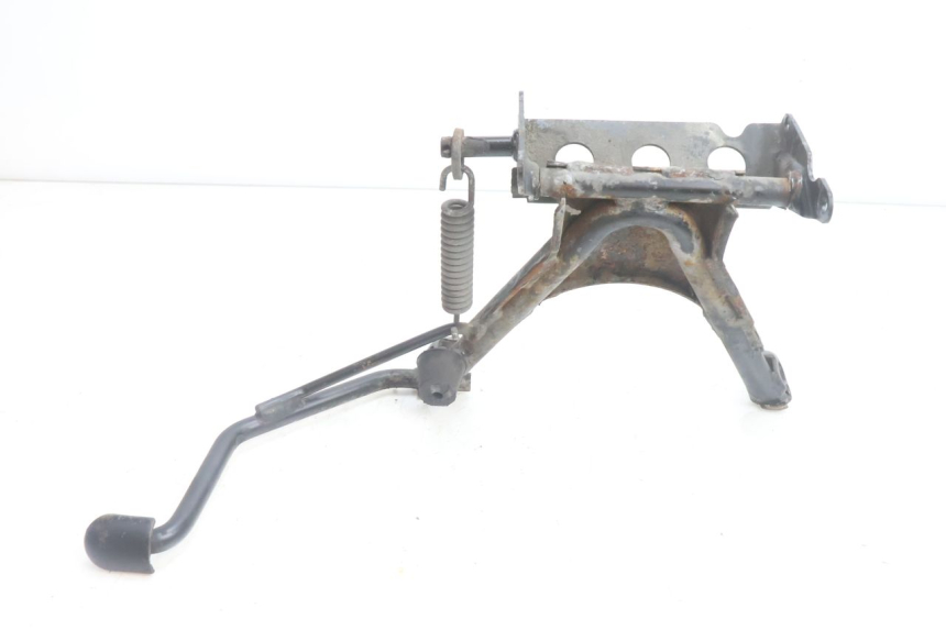 photo de CAVALLETTO CENTRALE PEUGEOT SATELIS 125 (2006 - 2009) - Marcature e riferimenti originali