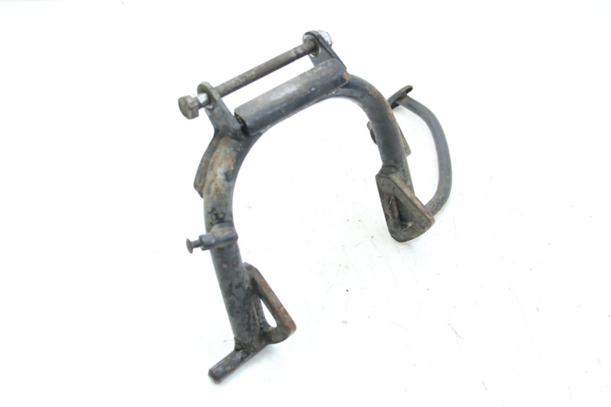 photo de CAVALLETTO CENTRALE PIAGGIO VESPA GRANTURISMO 125 (2003 - 2007) - Dettagli dei punti di fissaggio