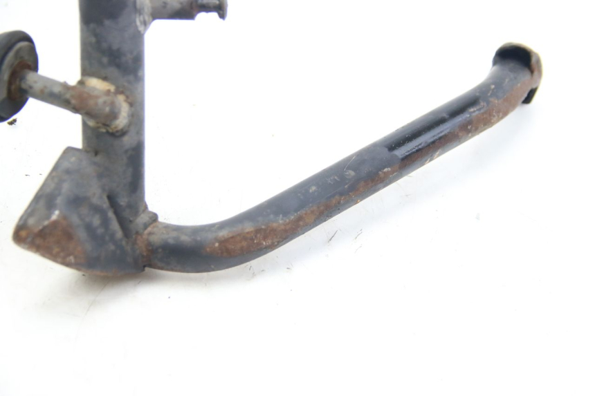 photo de CAVALLETTO CENTRALE PIAGGIO X9 EVOLUTION 125 (2003 - 2007) - Caratteristiche distintive