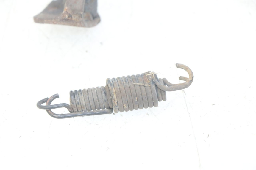 photo de CAVALLETTO CENTRALE PIAGGIO X9 EVOLUTION 250 (2003 - 2007) - Dettagli dei punti di fissaggio