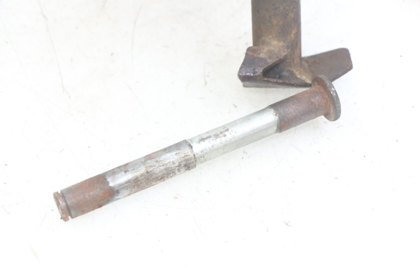 photo de CAVALLETTO CENTRALE YAMAHA YP MAJESTY 400 (2004 - 2008) - Dettaglio del componente