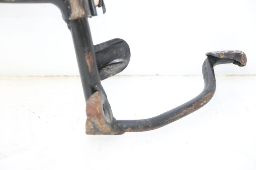 photo de CAVALLETTO CENTRALE PIAGGIO ZIP 2T 50 (2009 - 2019) - Dettagli dei punti di fissaggio