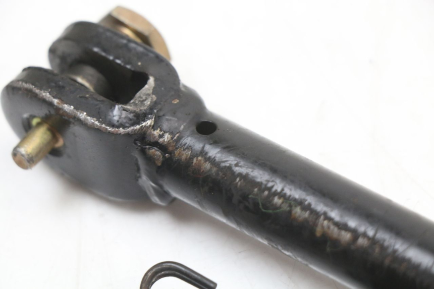 photo de CAVALLETTO LATERALE KYMCO AGILITY FR 2T 50 (2012 - 2017) - Dettagli dei punti di fissaggio