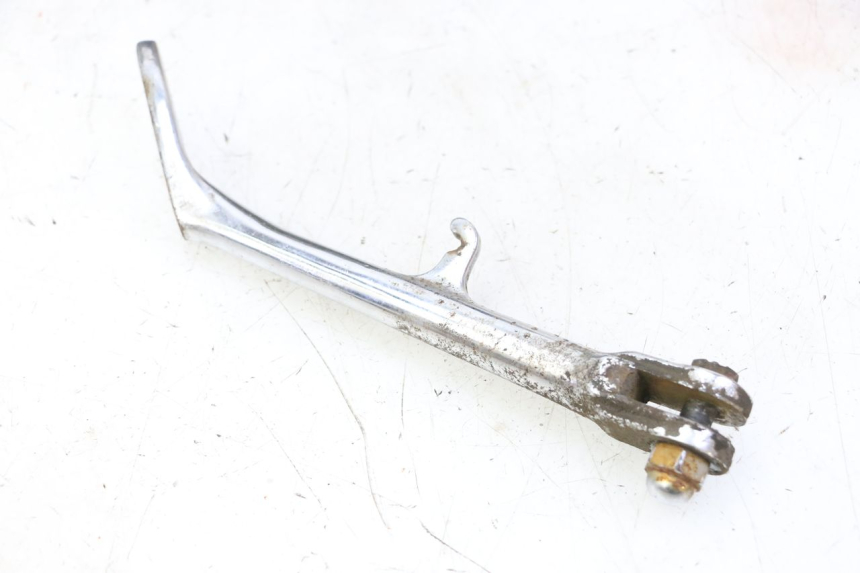 photo de Cavalletto laterale HYOSUNG GV AQUILA 125 (2000 - 2009) - Altra angolazione