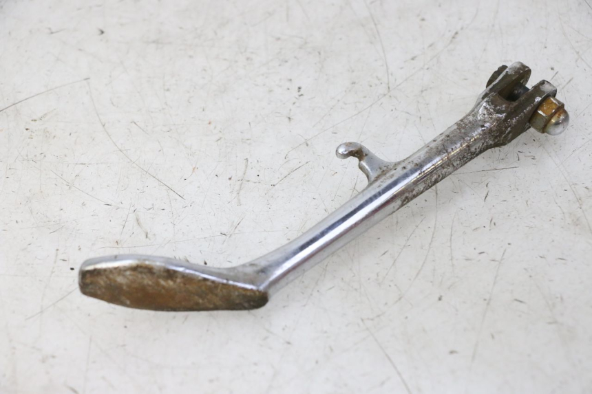 photo de Cavalletto laterale HYOSUNG GV AQUILA 125 (2000 - 2009) - Primo piano tecnico