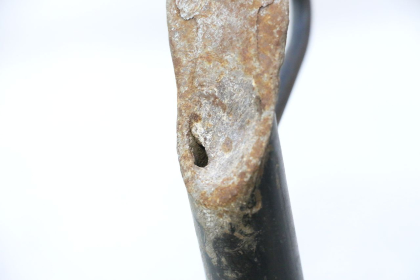 photo de CAVALLETTO LATERALE SUZUKI BURGMAN EXECUTIVE ABS 650 (2006 - 2012) - Dettaglio del componente