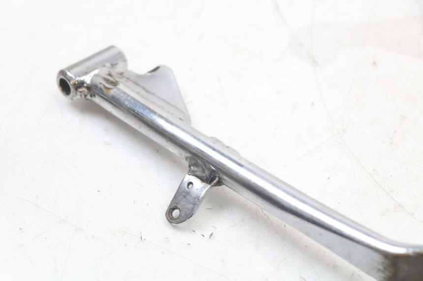 photo de CAVALLETTO LATERALE HARLEY DAVIDSON SPORTSTER XL CUSTOM 883 (1999 - 2006) - Dettagli dei punti di fissaggio