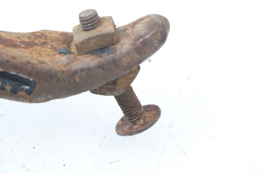 photo de CAVALLETTO LATERALE MOTOBECANE LT 125 (1970 - 1975) - Dettagli dei punti di fissaggio