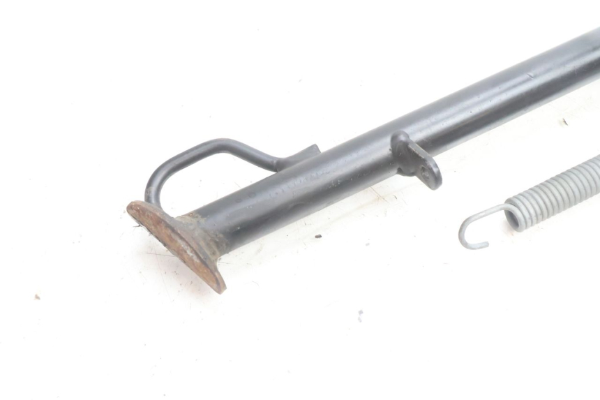 photo de CAVALLETTO LATERALE PEUGEOT SATELIS 125 (2006 - 2009) - Zoom sullo stato d'uso