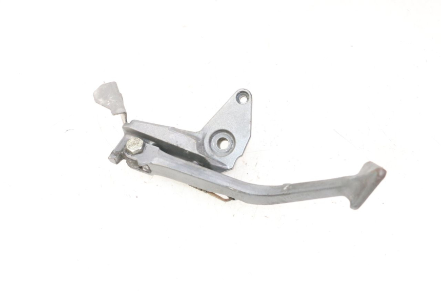 photo de CAVALLETTO LATERALE TRIUMPH SPRINT 900 (1995 - 1998) - Dettagli dei punti di fissaggio