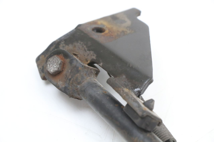 photo de CAVALLETTO LATERALE PIAGGIO VESPA S 2T 50 (2007 - 2014) - Dettagli dei punti di fissaggio