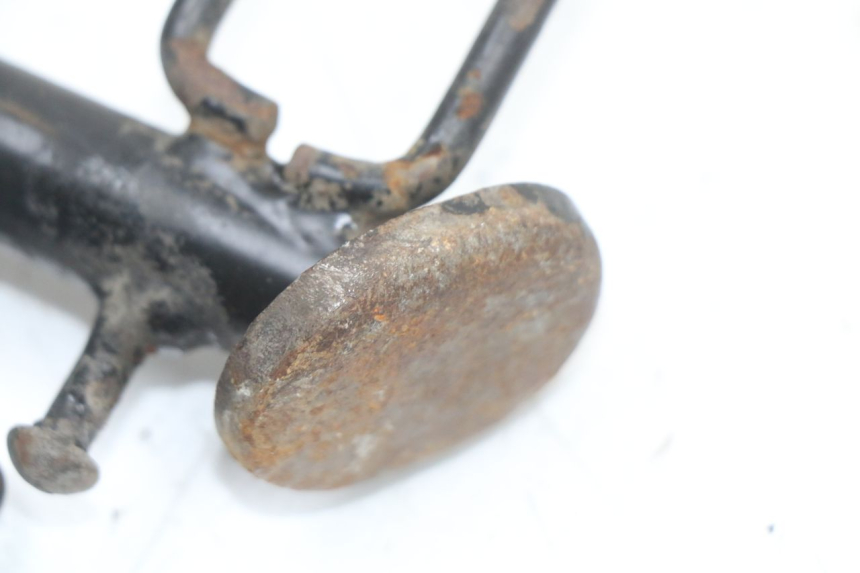 photo de CAVALLETTO LATERALE PEUGEOT VIVACITY NEW 4T 50 (2008 - 2017) - Dettagli dei punti di fissaggio