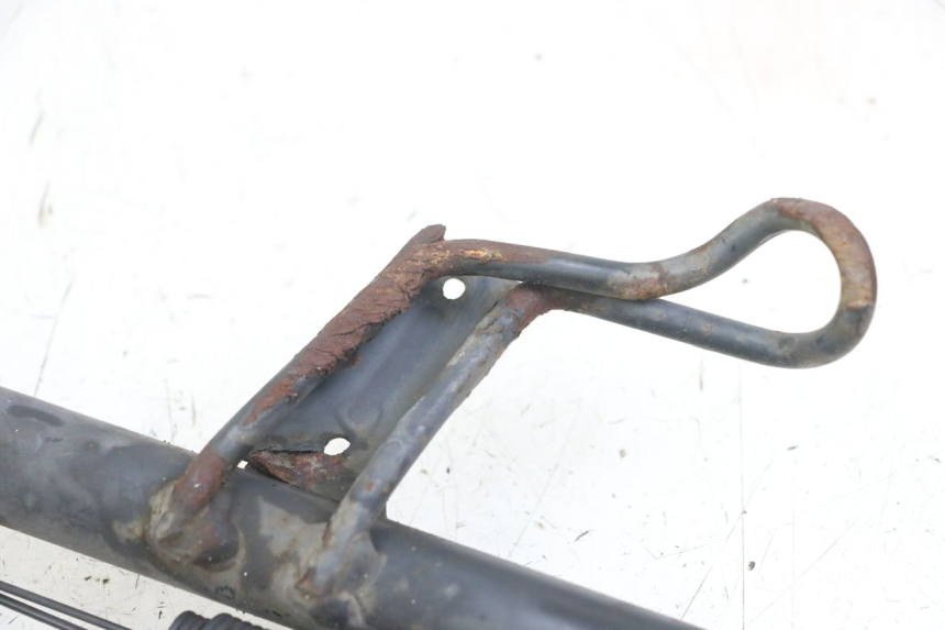 photo de CAVALLETTO LATERALE PIAGGIO X10 125 (2012 - 2017) - Zoom sullo stato d'uso