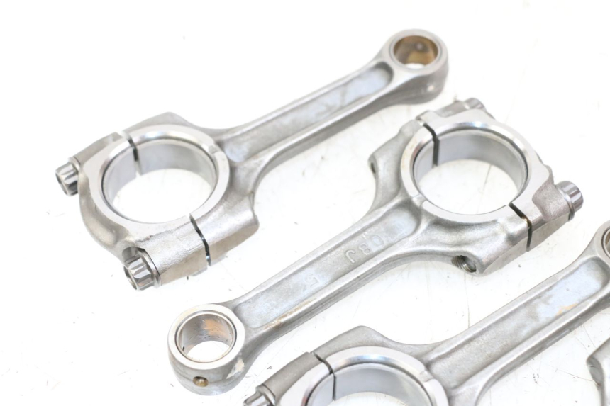 photo de BIELLA SUZUKI GSR 750 (2011 - 2017) - Primo piano tecnico