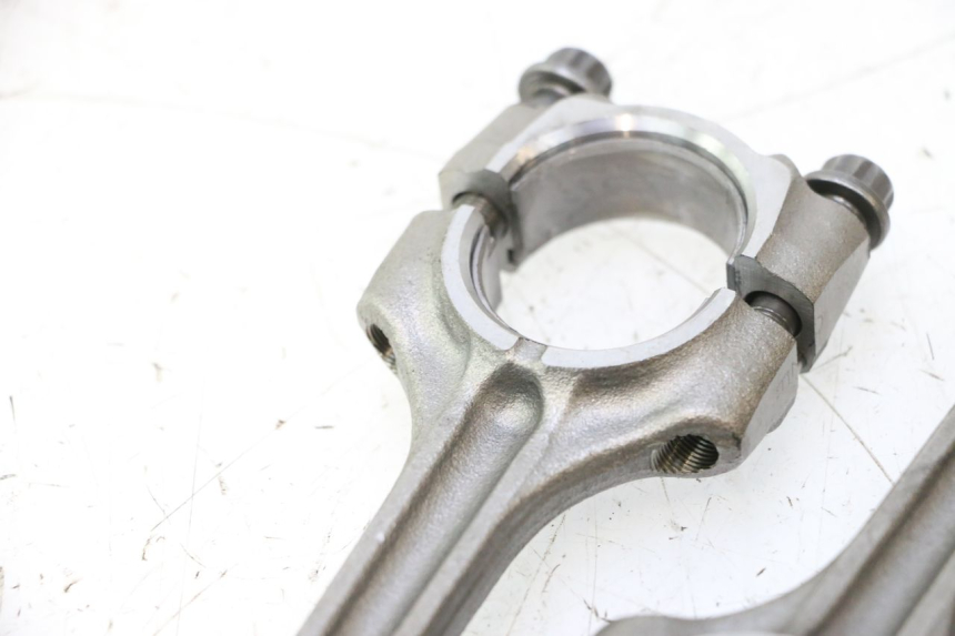 photo de BIELLA SUZUKI GSR 600 (2005 - 2012) - Dettagli dei punti di fissaggio