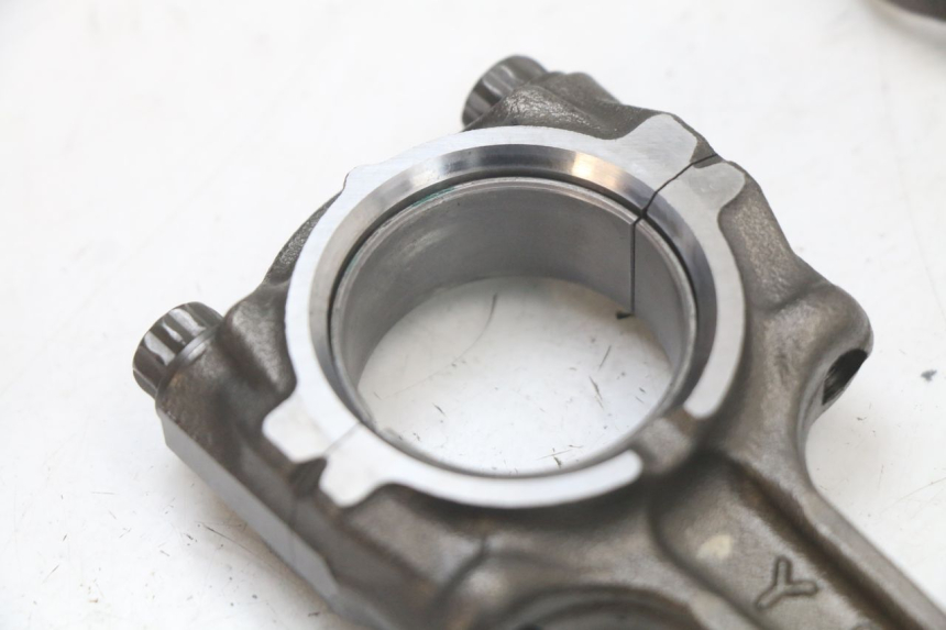 photo de BIELLA YAMAHA FZ1 FAZER 1000 (2007 - 2009) - Stato della superficie e materiale