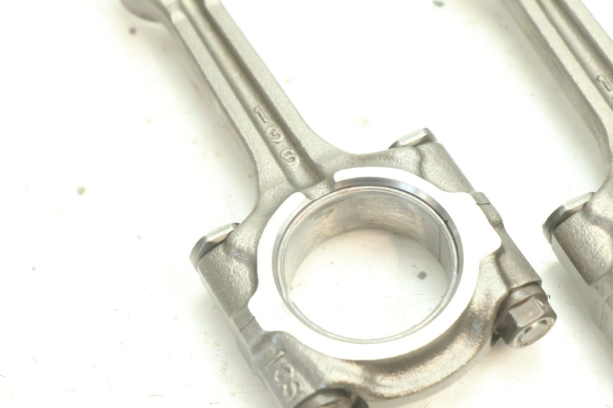 photo de BIELLA YAMAHA YZF R6 600 (2008 - 2009) - Primo piano tecnico