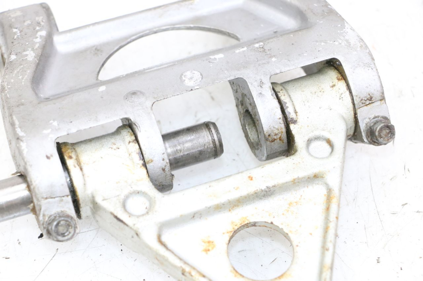 photo de LEVERAGGIO YAMAHA FJ 36Y 1100 (1984 - 1985) - Dettagli dei punti di fissaggio