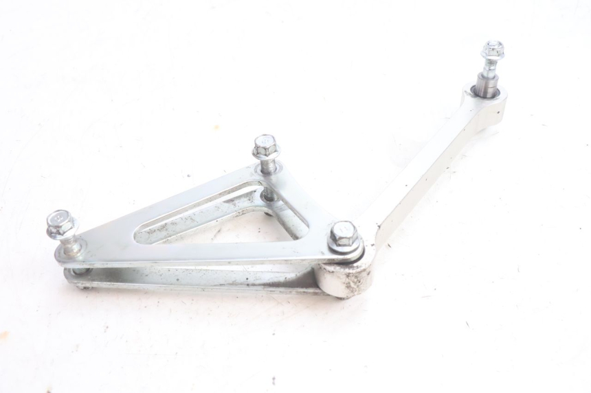 photo de LEVERAGGIO YAMAHA FZ8 800 (2010 - 2016) - Dettagli dei punti di fissaggio
