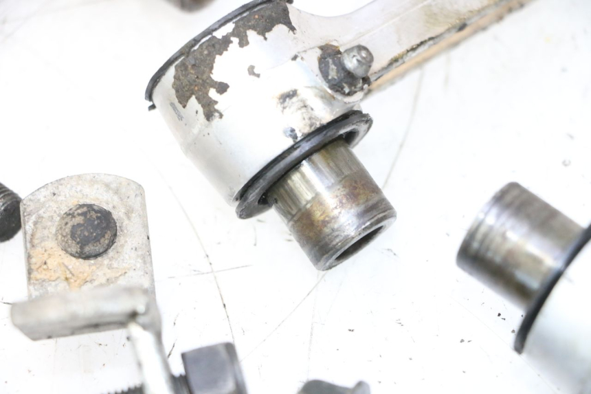 photo de LEVERAGGIO KAWASAKI GPX F ZX750F 750 (1986 - 1990) - Foto prodotto supplementare