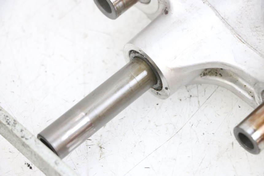 photo de Biella ammortizzatore SUZUKI GSF N BANDIT 600 (1996 - 1999) - Ricambio usato controllato