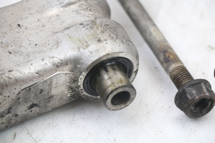 photo de LEVERAGGIO HONDA CBR F 1000 (1993 - 1996) - Ricambio usato controllato