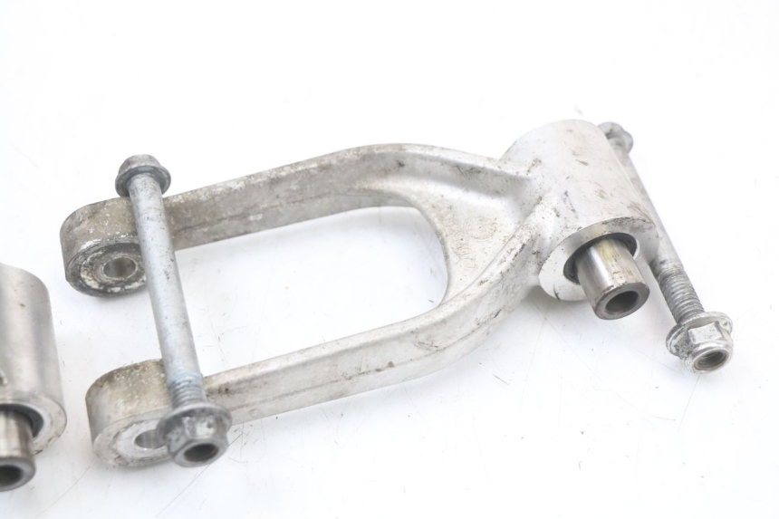 photo de LEVERAGGIO MOTO GUZZI NORGE 8V GT 1200 (2011 - 2016) - Altra vista dell'articolo