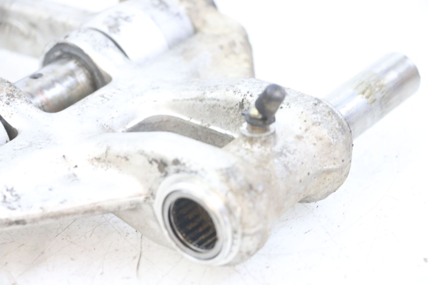 photo de BIELLETTA AMMORTIZZATORE TRIUMPH SPEED TRIPLE T301 900 (1994 - 1996) - Zoom sui componenti