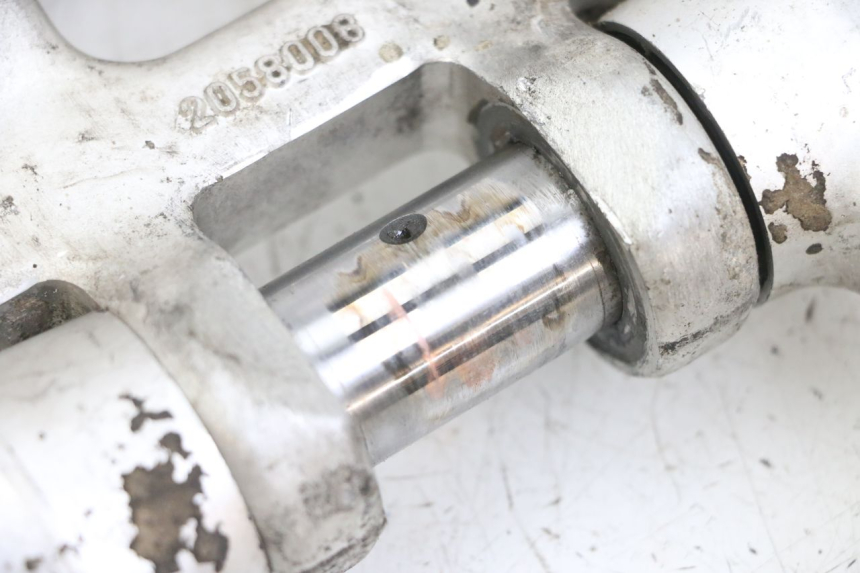 photo de BIELLETTA AMMORTIZZATORE TRIUMPH SPEED TRIPLE T301 900 (1994 - 1996) - Zoom sullo stato d'uso