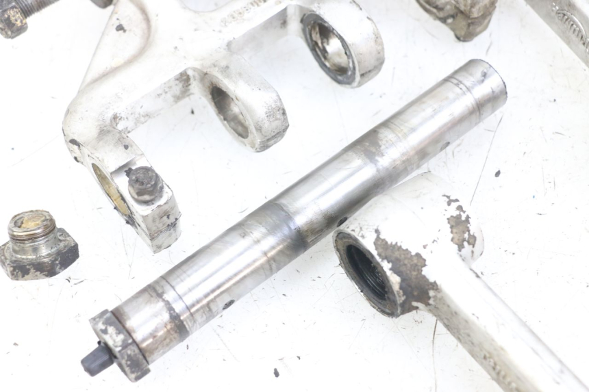 photo de BIELLETTA AMMORTIZZATORE TRIUMPH SPEED TRIPLE T301 900 (1994 - 1996) - Vista d'insieme del prodotto