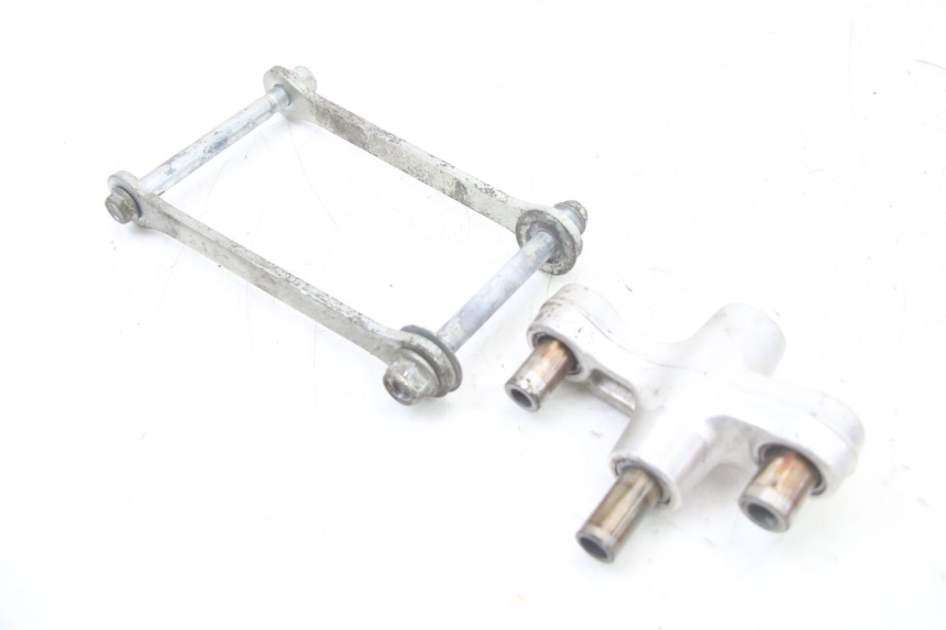 photo de LEVERAGGIO SUZUKI GSF S BANDIT 600 (2000 - 2004) - Altra angolazione