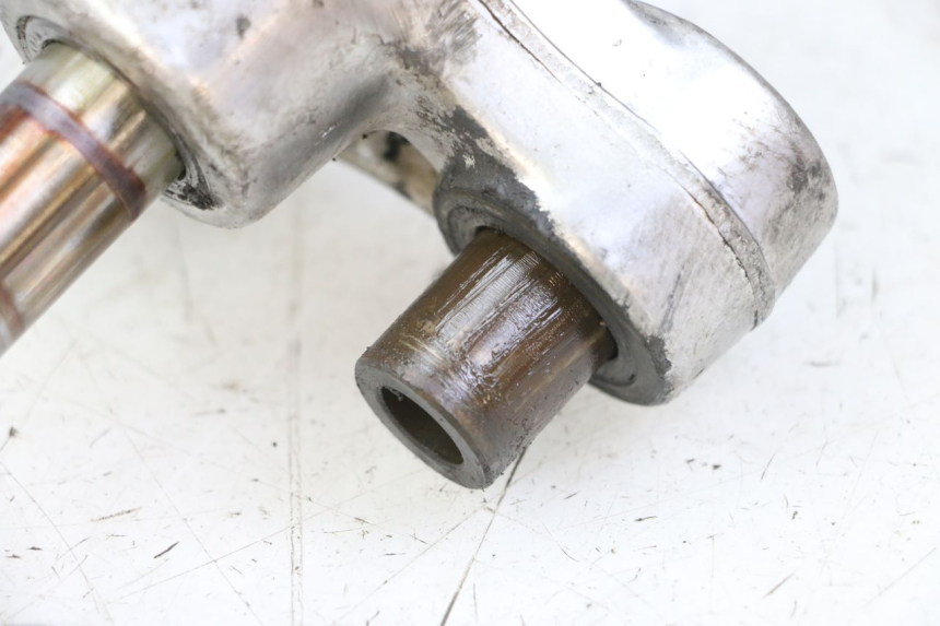 photo de BIELLA AMMORTIZZATORE SUZUKI SV S 650 (1999 - 2002) - Dettagli dei punti di fissaggio