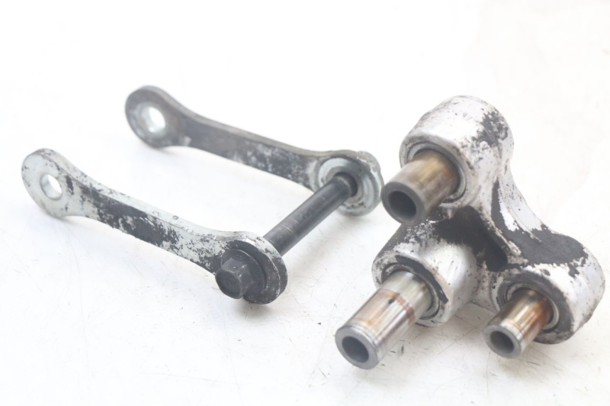 photo de BIELLETTA AMMORTIZZATORE SUZUKI SV N 650 (1999 - 2002) - Vista principale