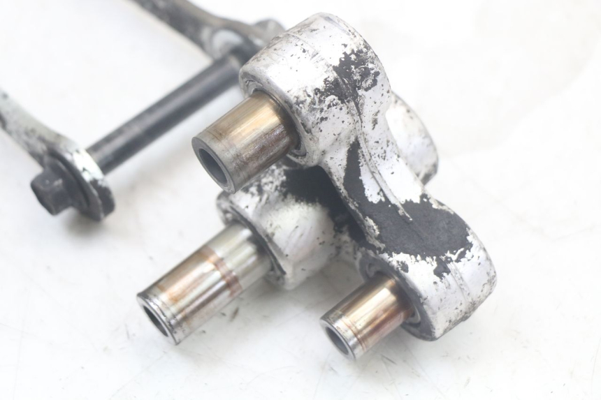 photo de BIELLETTA AMMORTIZZATORE SUZUKI SV N 650 (1999 - 2002) - Dettaglio del componente