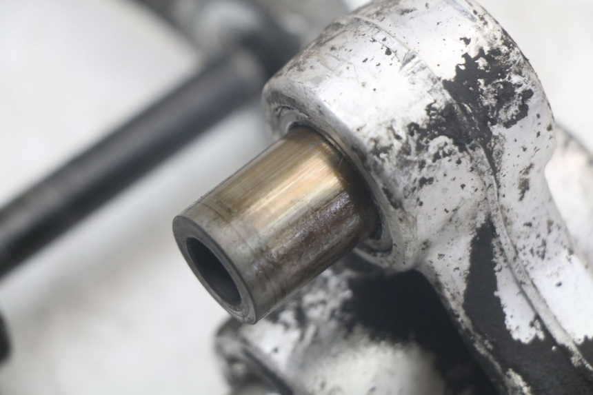 photo de BIELLETTA AMMORTIZZATORE SUZUKI SV N 650 (1999 - 2002) - Zoom sullo stato d'uso