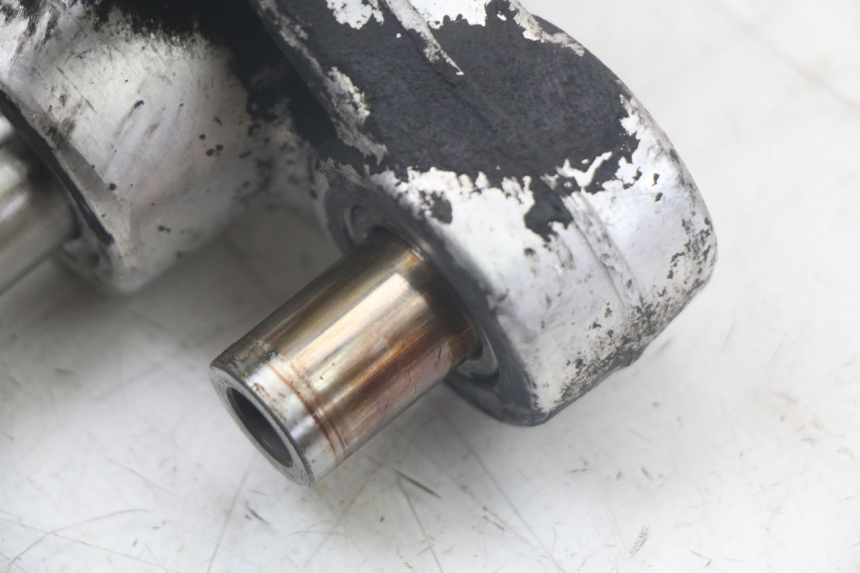 photo de BIELLETTA AMMORTIZZATORE SUZUKI SV N 650 (1999 - 2002) - Primo piano tecnico