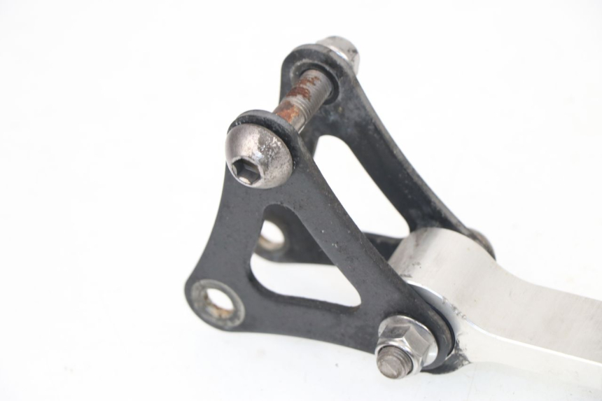 photo de Biella ammortizzatore TRIUMPH STREET TRIPLE 675 (2007 - 2012) - Zoom sullo stato d'uso