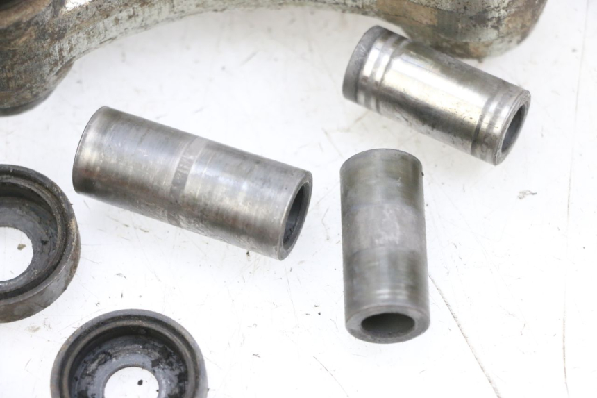 photo de BIELLETTA AMMORTIZZATORE YAMAHA TTR 125 (2000 - 2020) - Ricambio usato controllato