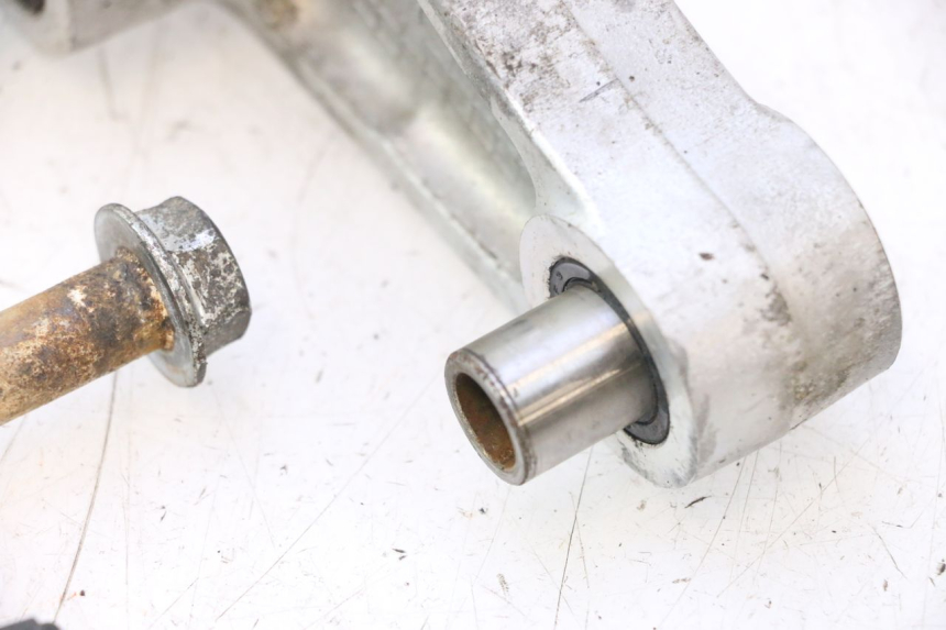 photo de LEVERAGGIO YAMAHA YZF R6 600 (2008 - 2009) - Altra angolazione