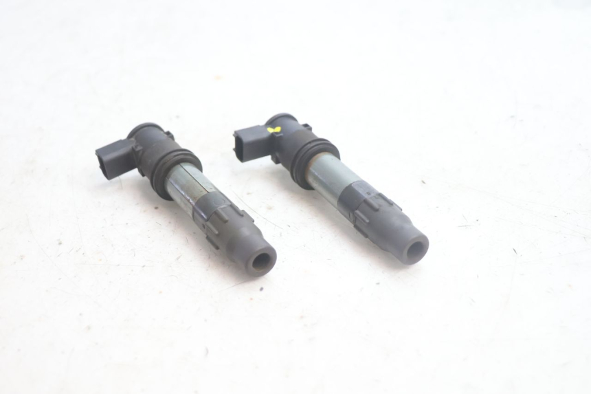 photo de BOBINA SUZUKI BURGMAN EXECUTIVE ABS 650 (2006 - 2012) - Dettagli dei punti di fissaggio